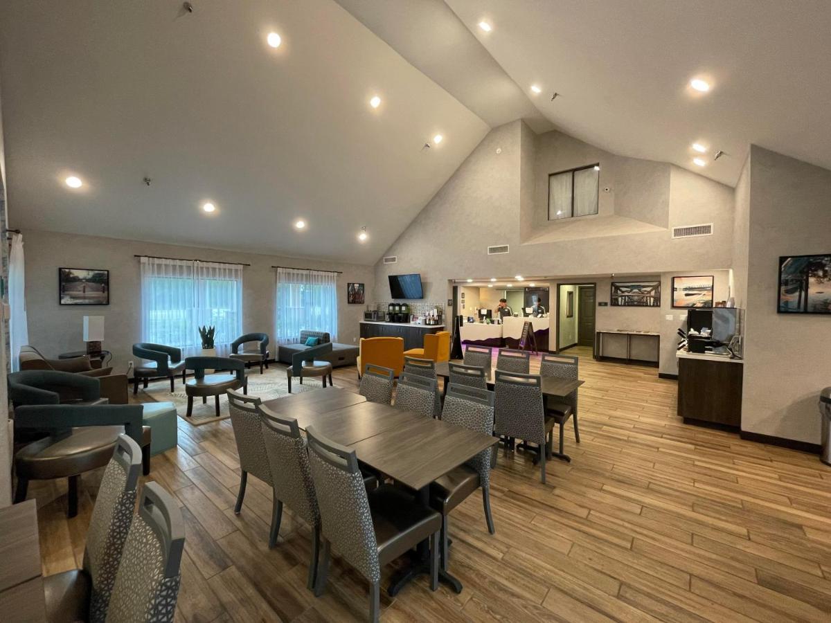 Best Western Fishkill Inn & Suites Exteriör bild