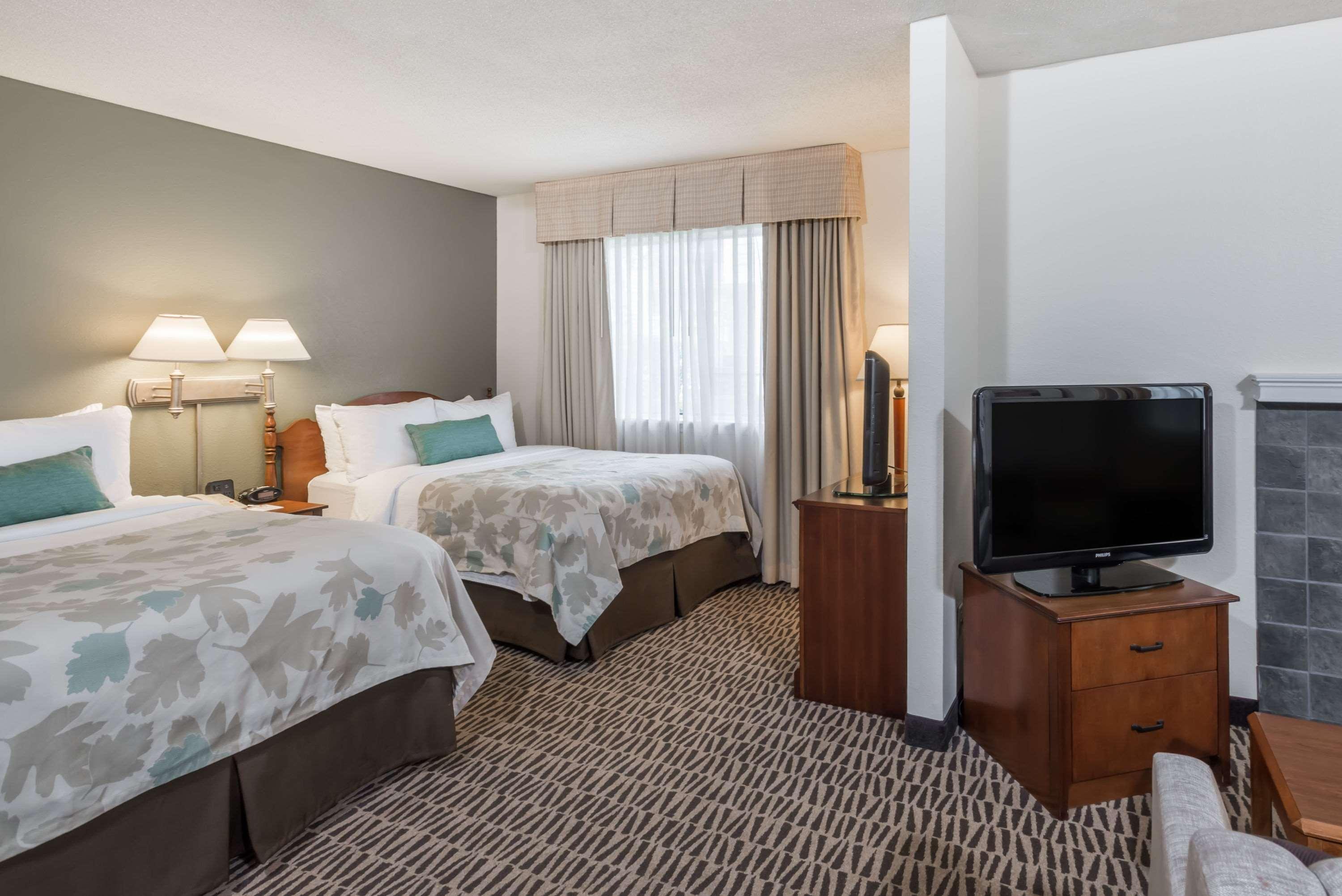 Best Western Fishkill Inn & Suites Exteriör bild